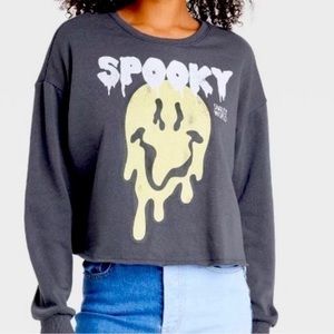 Smiley World “Spooky” Gray Cropped Long Sleeve.